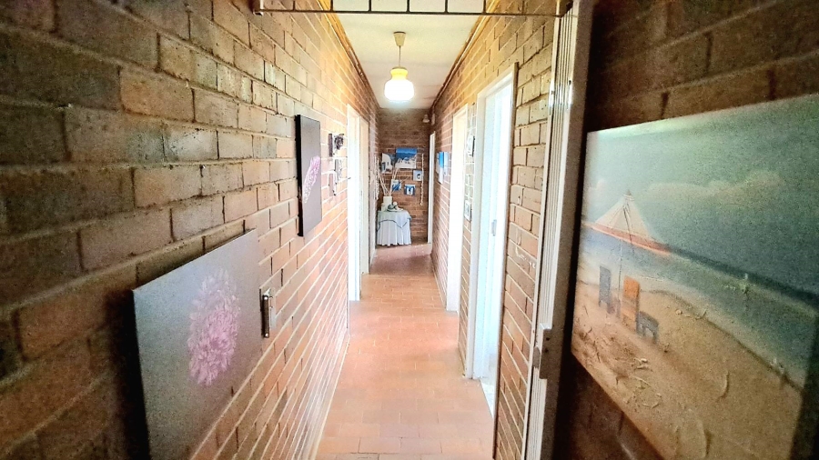4 Bedroom Property for Sale in Universitas Free State